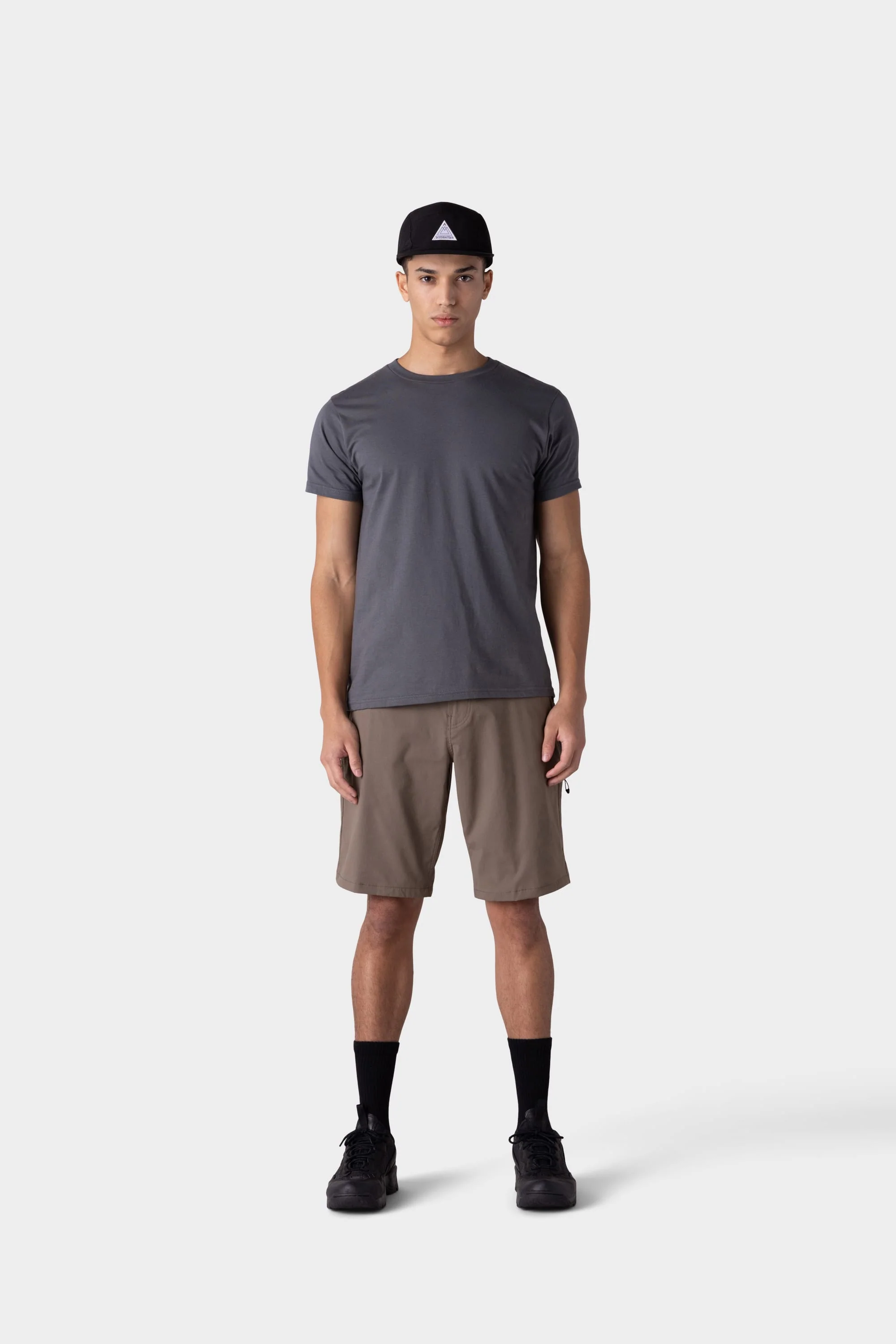 686 Everywhere Hybrid Short Relaxed Fit - Tobacco - Image 3