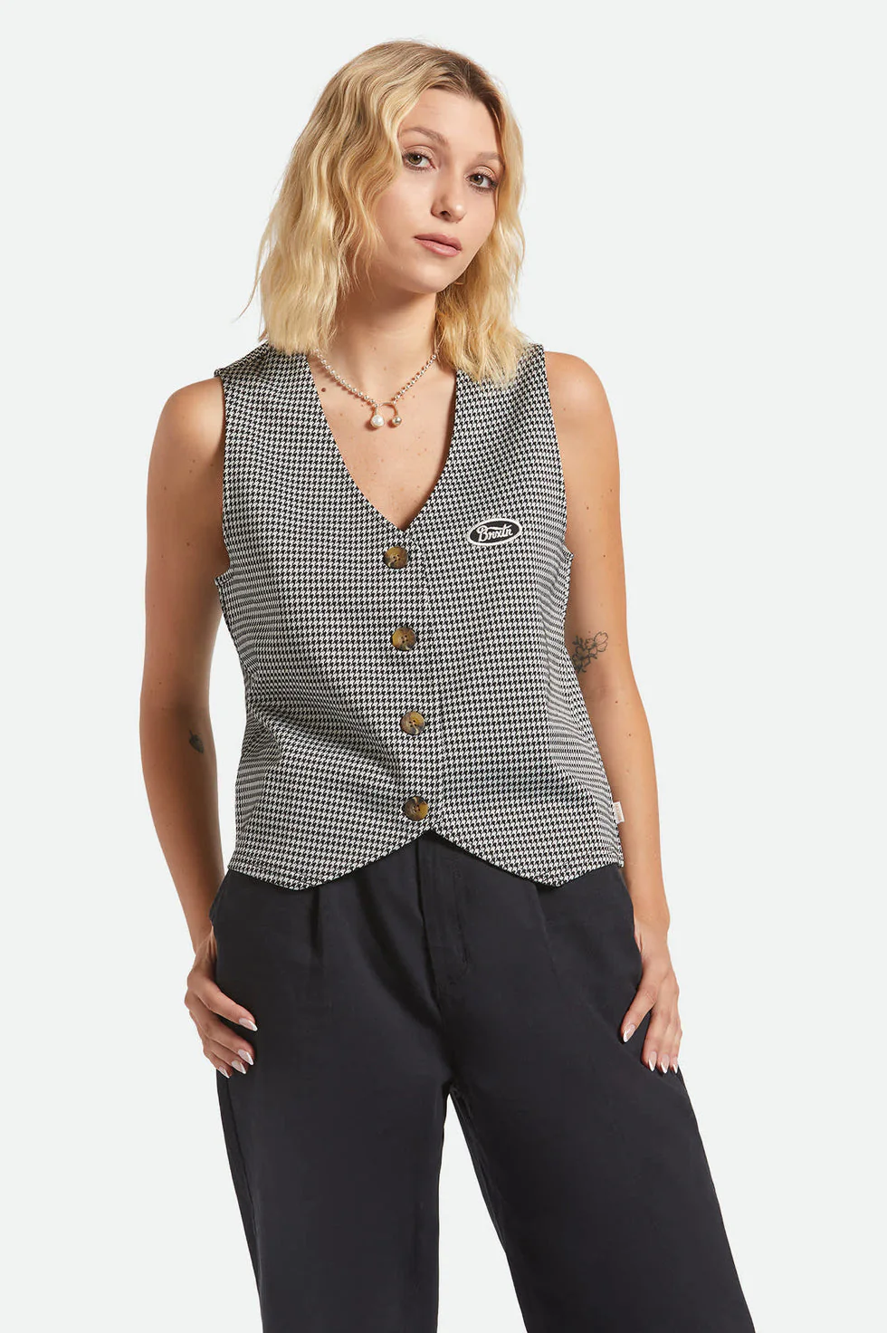 Brixton Houndstooth Leisure Vest - Winter White/Black - Image 3