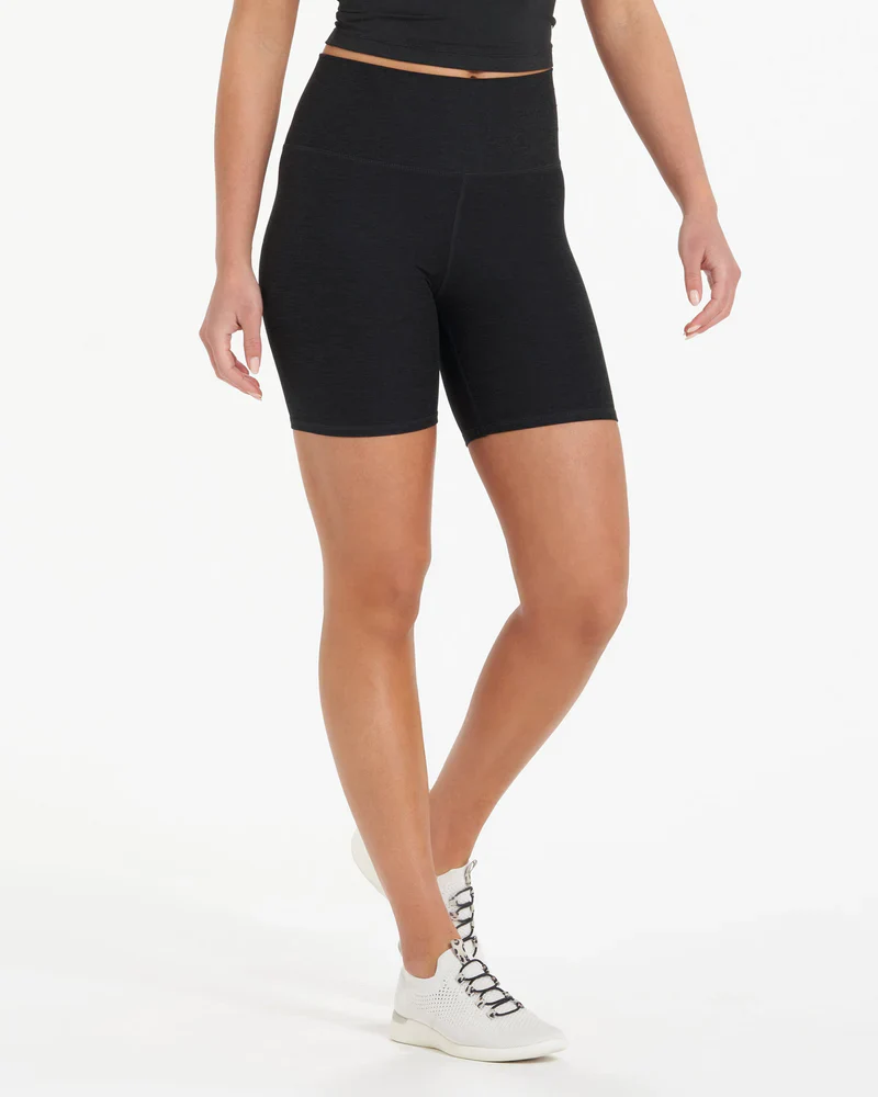 VUORI Clean Elevation Shorty - BLACK HEATHER - Image 2