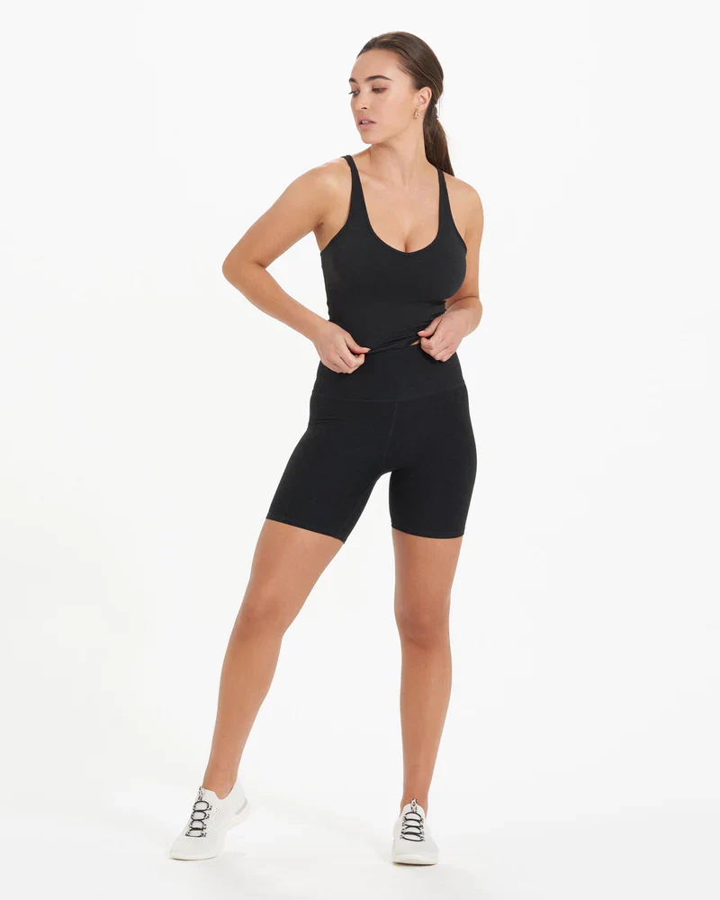 VUORI Clean Elevation Shorty - BLACK HEATHER - Image 4