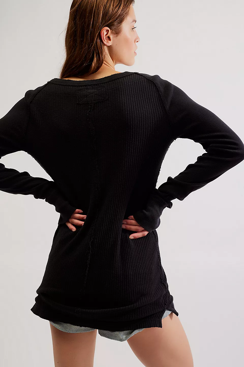 Free People Care FP Honey B Crew Neck - BLACK - Image 2