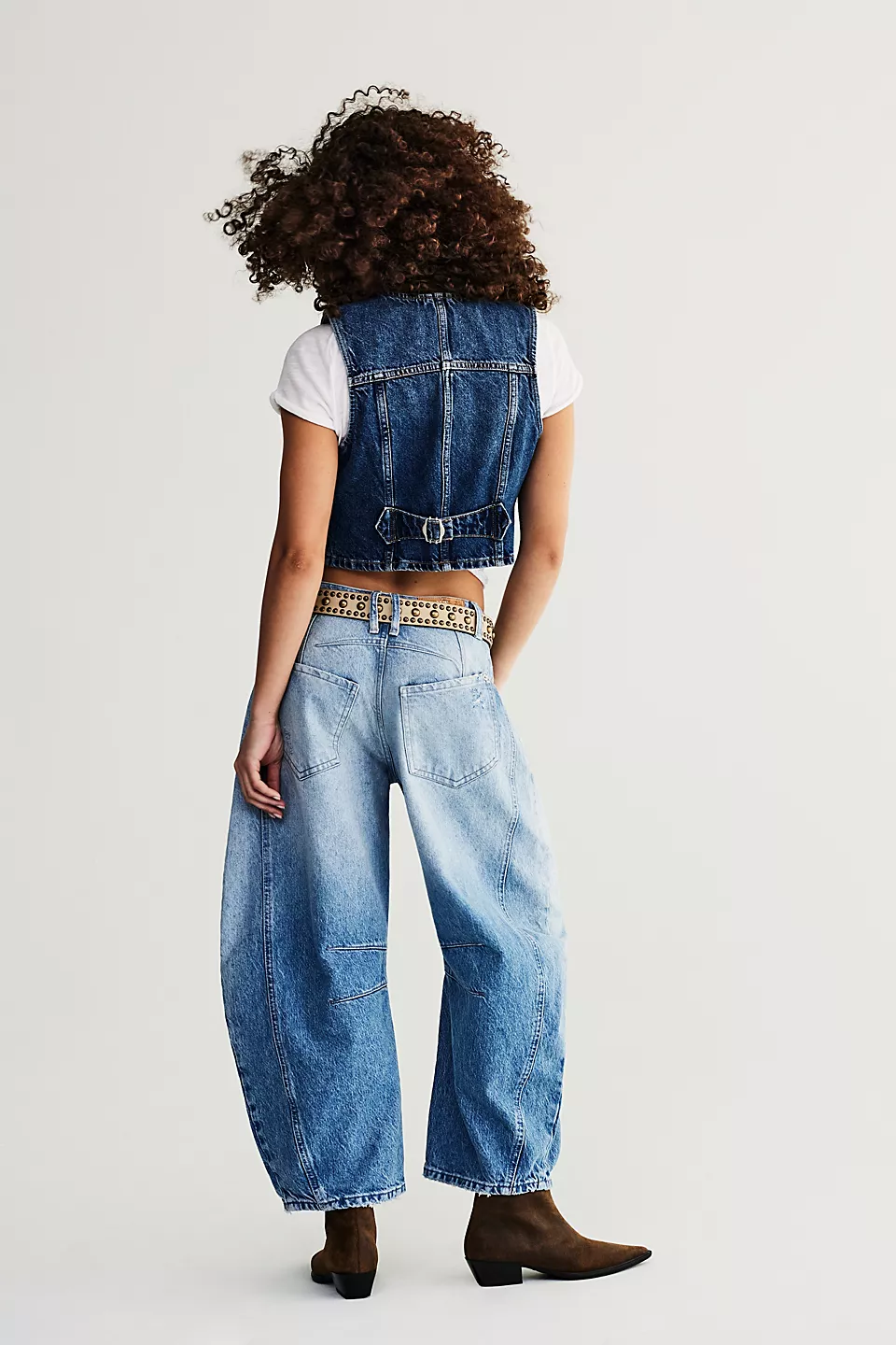 Free People We The Free Good Luck Mid-Rise Barrel Jeans - BARNYARD BLUE - Image 2