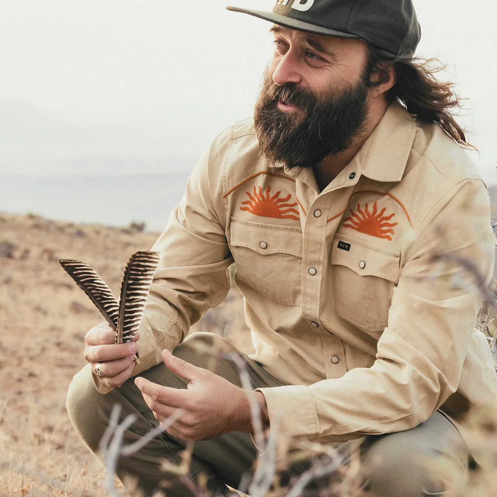 Howler Bros Crosscut Deluxe Snapshirt - El Sol: Gold - Image 2