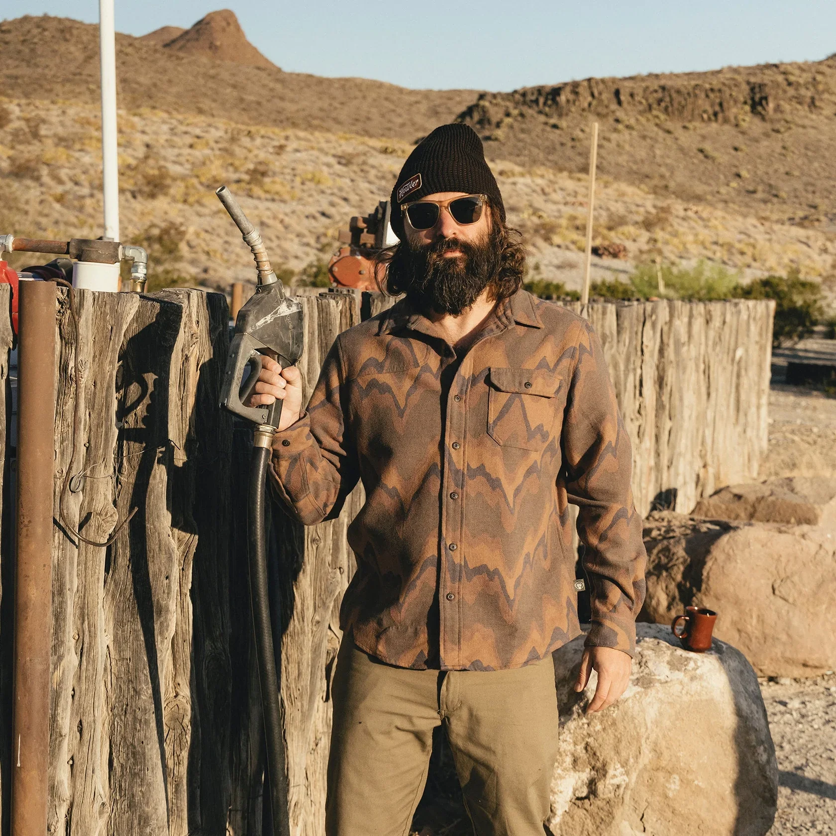 Howler Bros Harker'S Flannel - Sediment Jacquard: Camel - Image 2