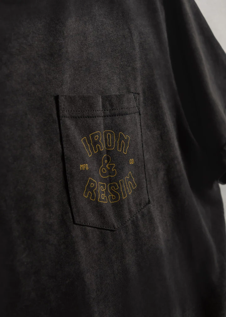 Iron & Resin Take It Easy Pocket Tee - BLACK - Image 3