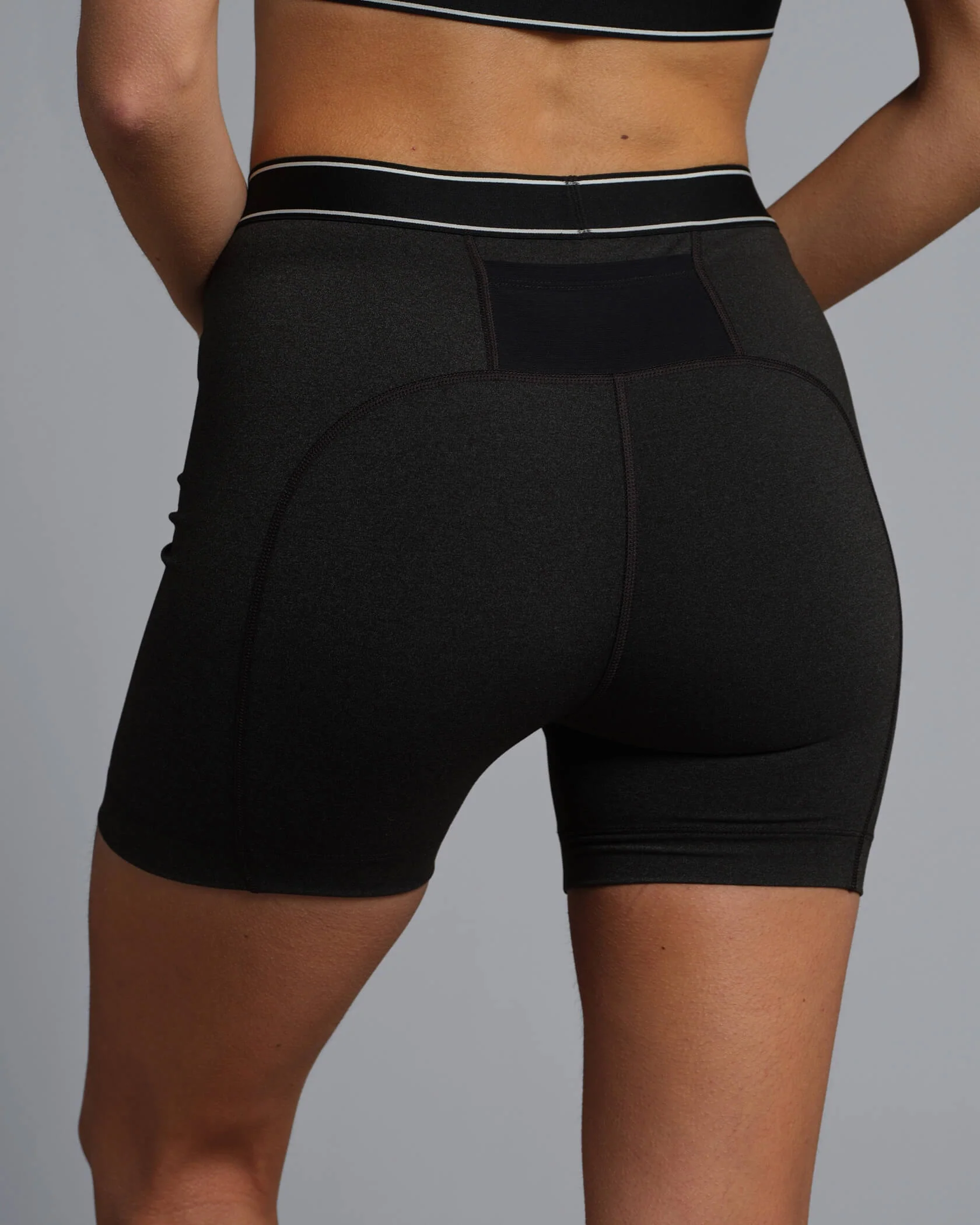 Municipal Women's Motivate Bike Shorts - ASPHALT - Image 2