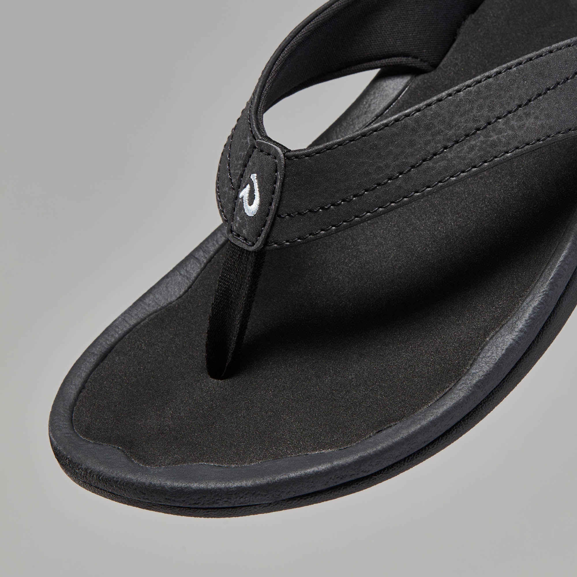 Olukai Women's 'Ohana - Black 4040 - Image 4