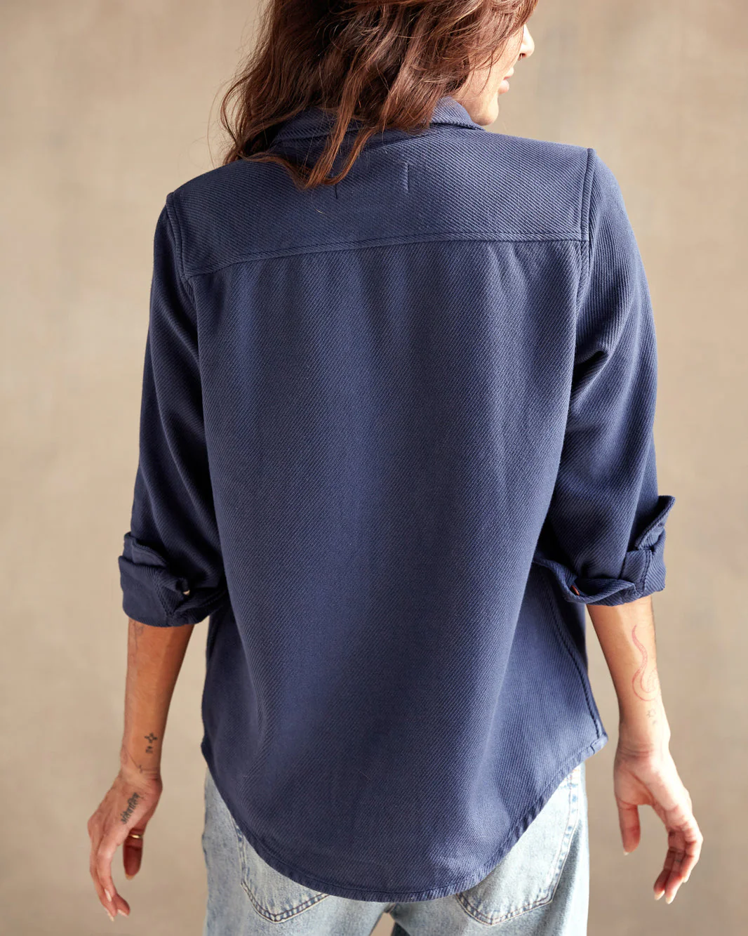 Outerknown Women's Chroma Blanket Shirt - MARINE - Image 2