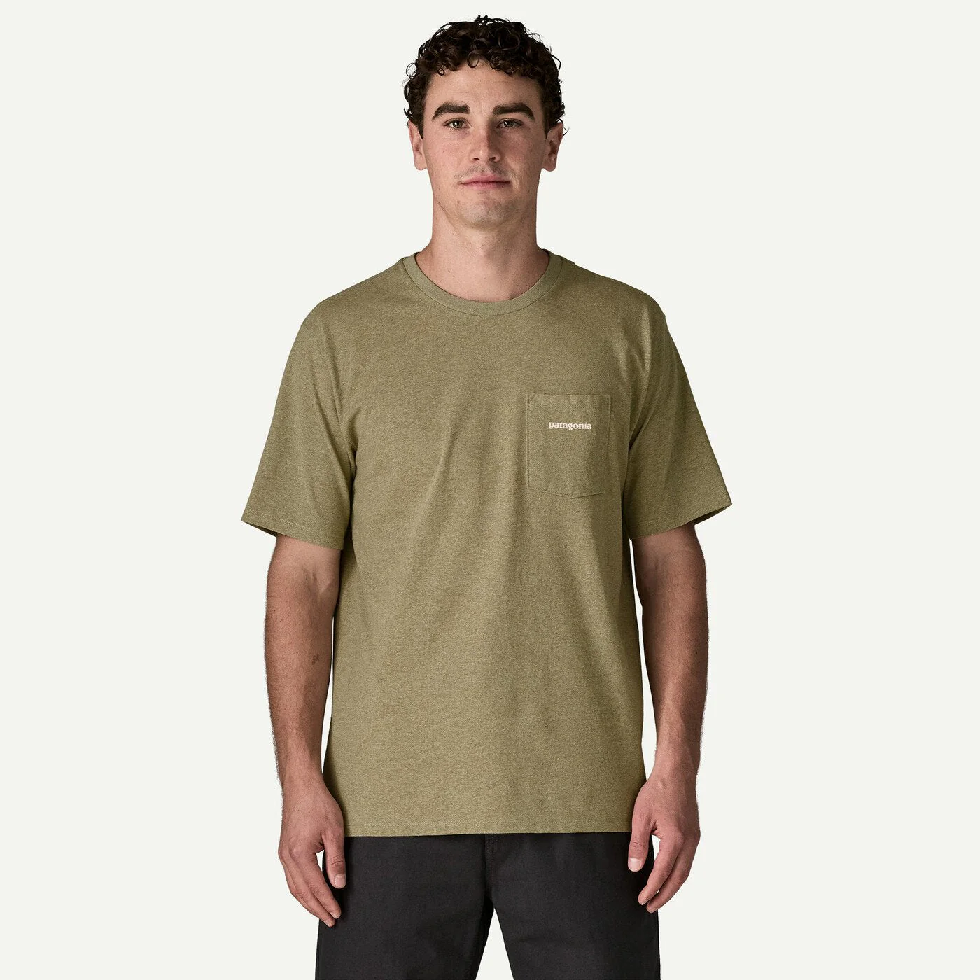 Patagonia Men's Boardshort Logo Pocket Responsibili-Tee - Gumtree Green - Image 2