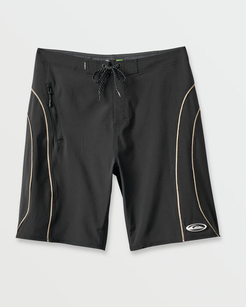 Quiksilver Surfsilk Gravity 21" Boardshorts - Black - Image 4