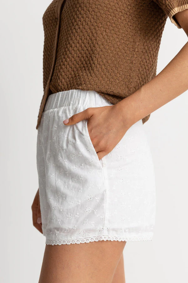 Rhythm Fae Broderie Short - WHITE - Image 2