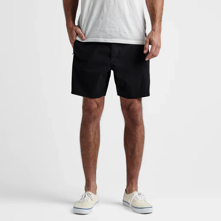 ROARK Layover Trail Shorts 17" - BLACK - Image 2