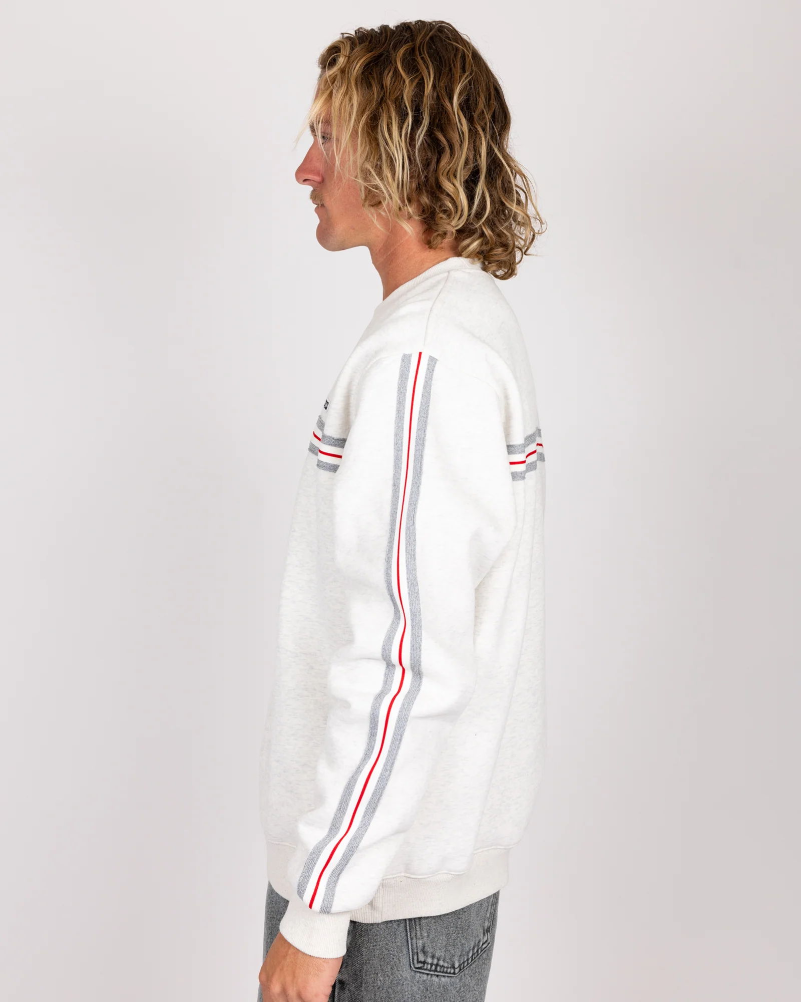 Rusty Walkman Crew Fleece - Athletic Heather - Image 3