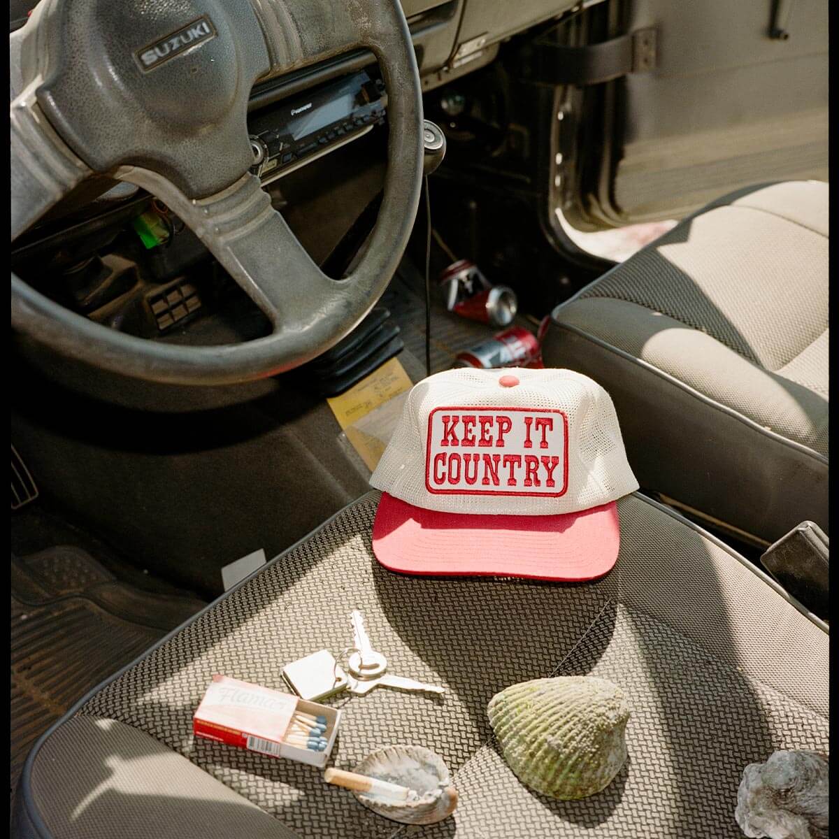 Seager Men's Keep It Country All-Mesh Trucker Snapback Cream/Red - Cream/Red - Image 3