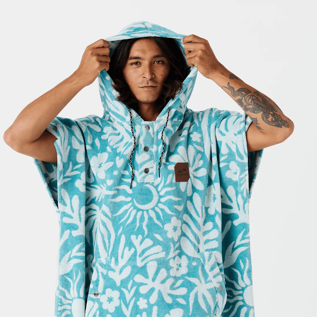 Slowtide Sunny Extra-Warm Poncho - Sky Blue - Image 2