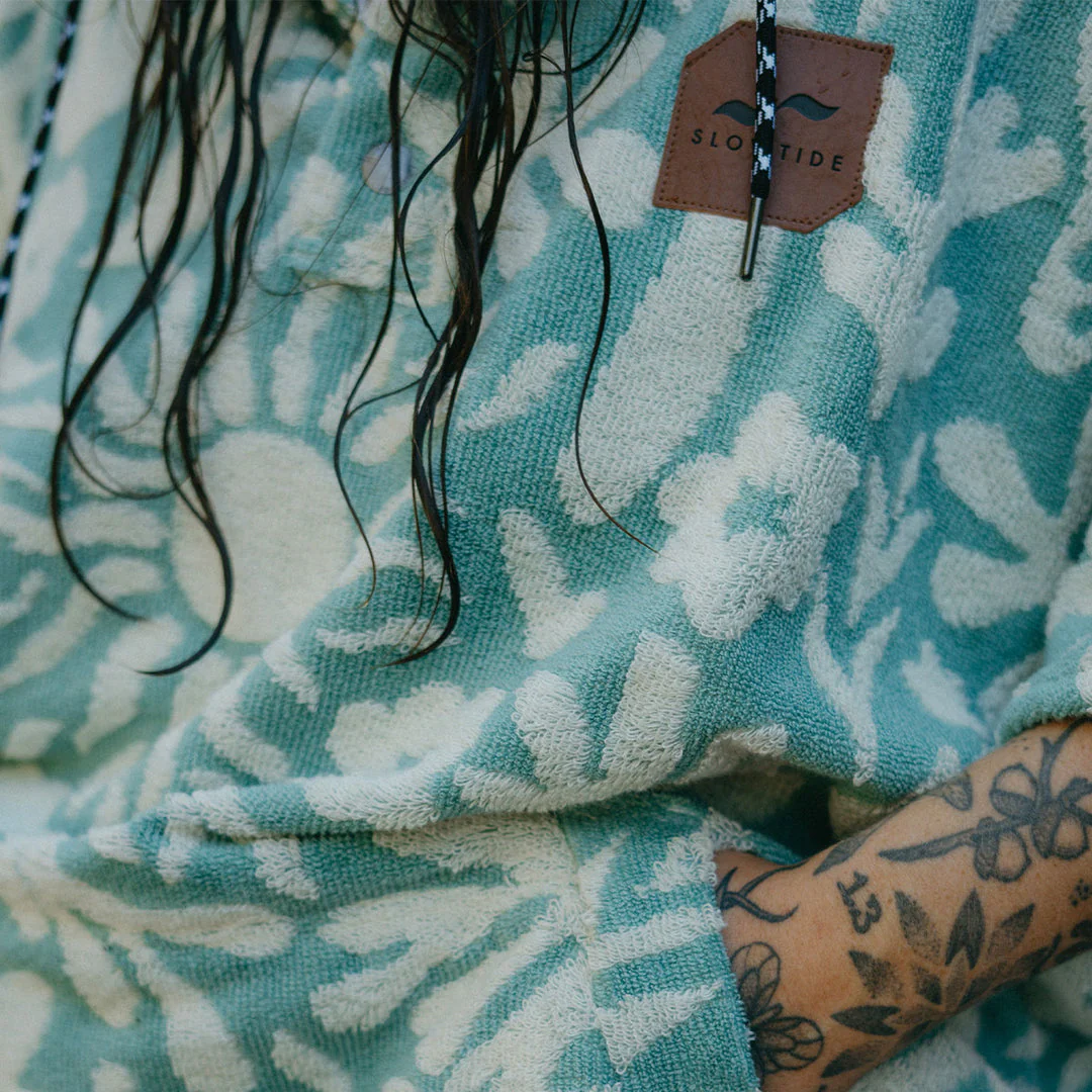 Slowtide Sunny Extra-Warm Poncho - Sky Blue - Image 3