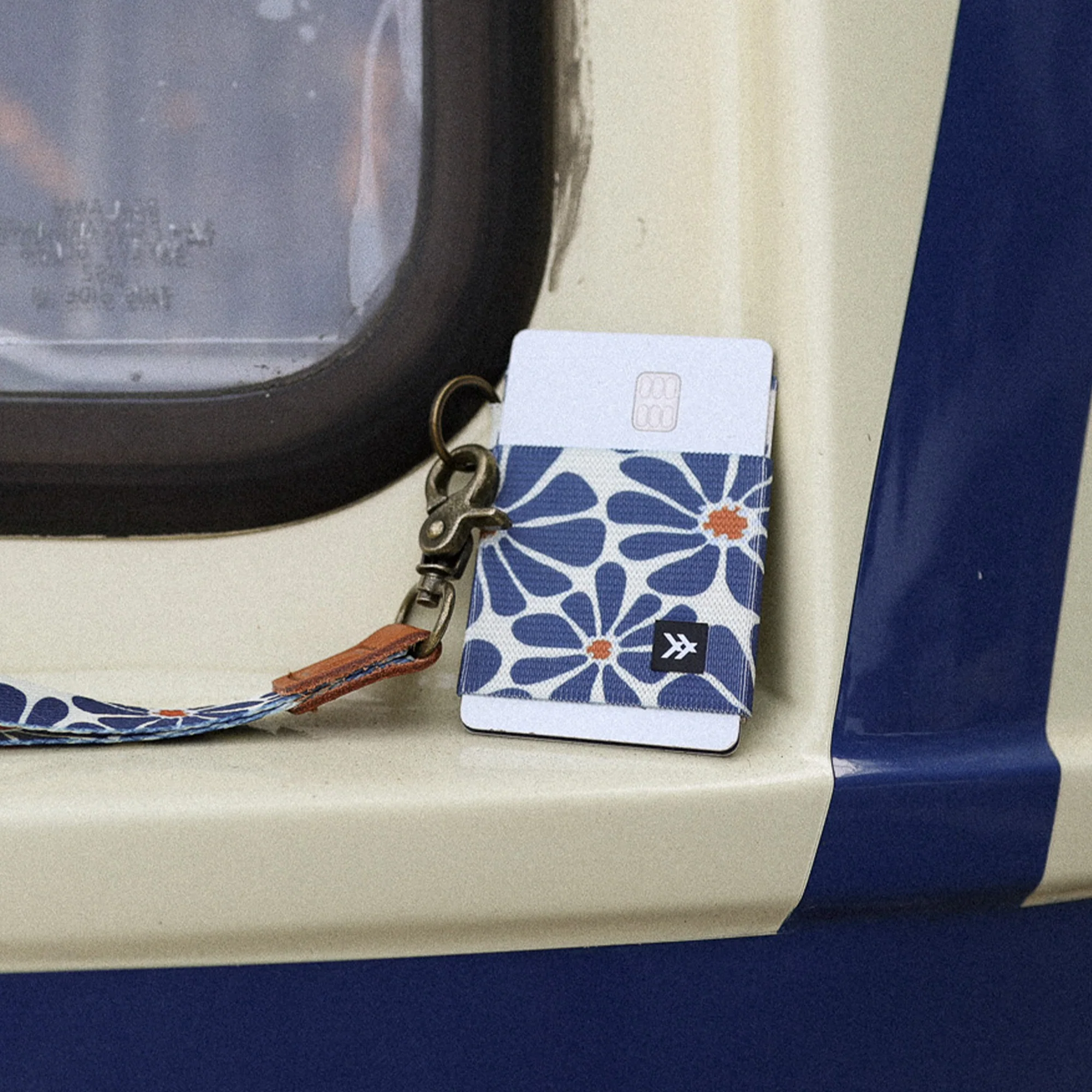 Thread Elastic Wallet - Emmeline Navy - Image 3