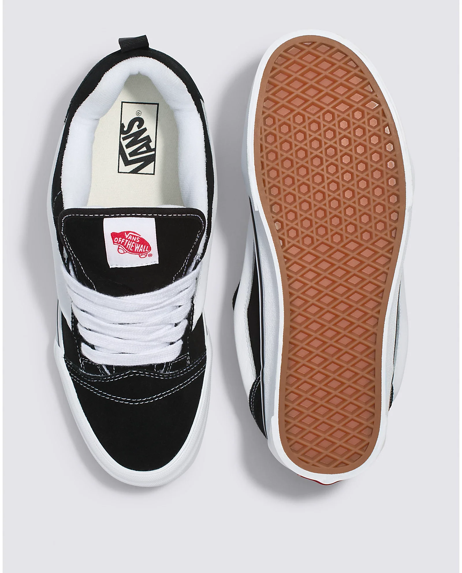 Vans Knu Skool Suede Shoe - BLACK/TRUE WHITE - Image 2