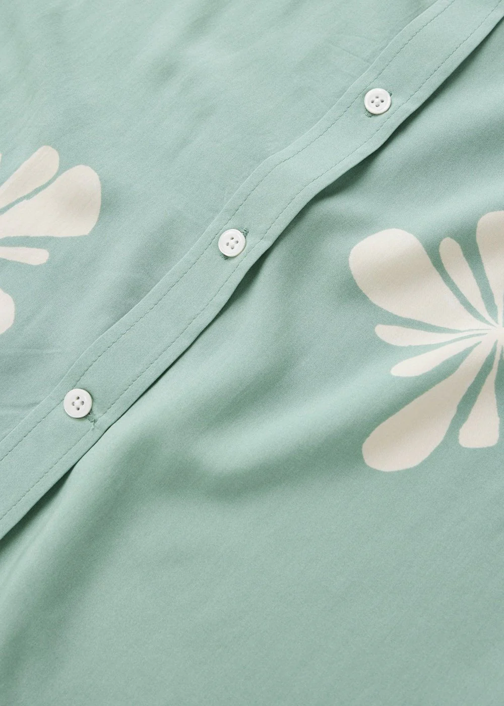 Vissla Solstice Short Sleeve Shirt - Alo Aloe - Image 3