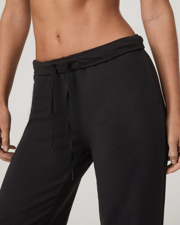 Vuori Halo Modern Straight Leg Pant - Solid Black - Image 4