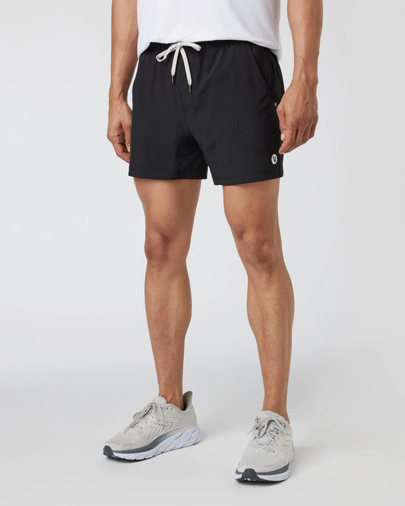 Vuori Kore 5" Short - BLACK - Image 2