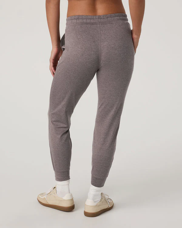 Vuori Performance Jogger - Huckleberry Heather - Image 3