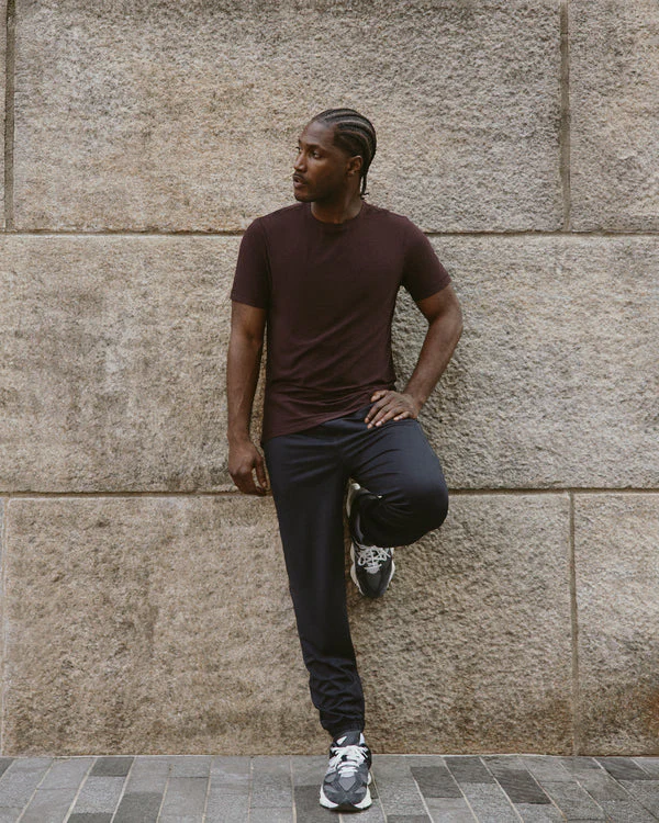 Vuori Strato Tech Tee - Raisin Heather