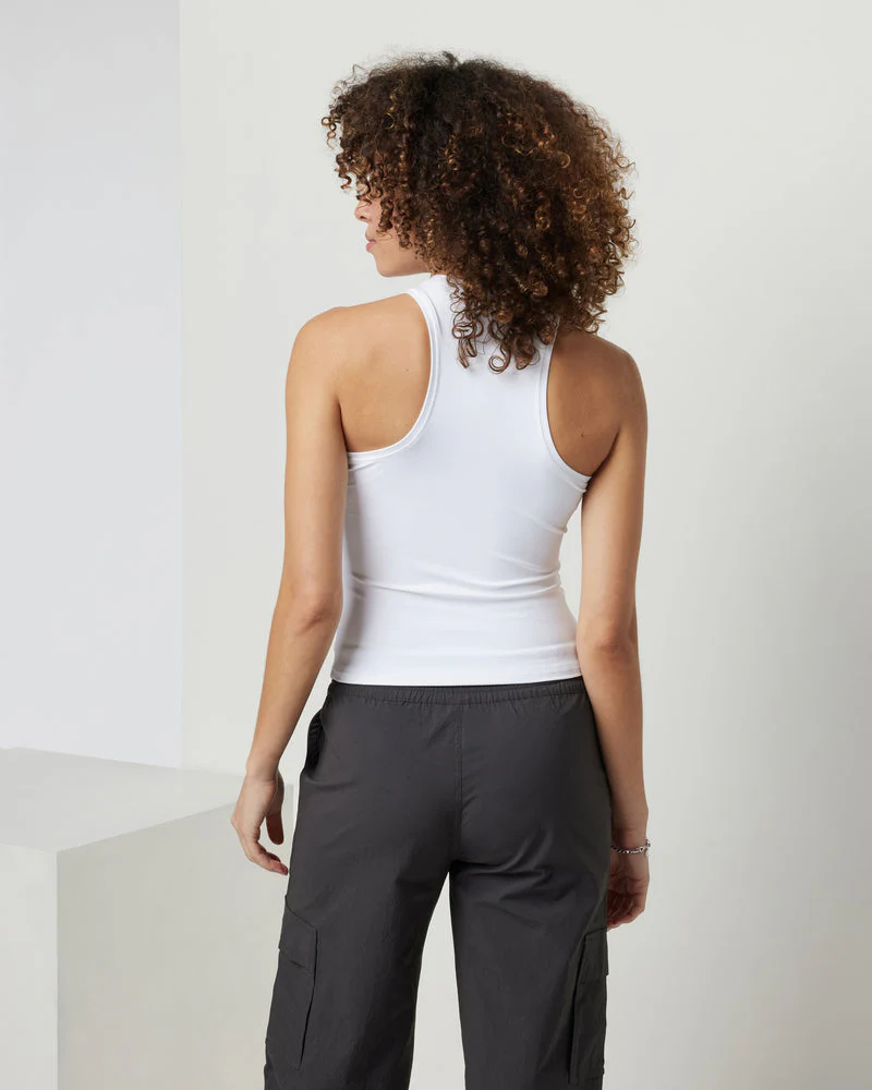 VUORI Vuori AllTheFeels Crew Tank - WHITE - Image 2