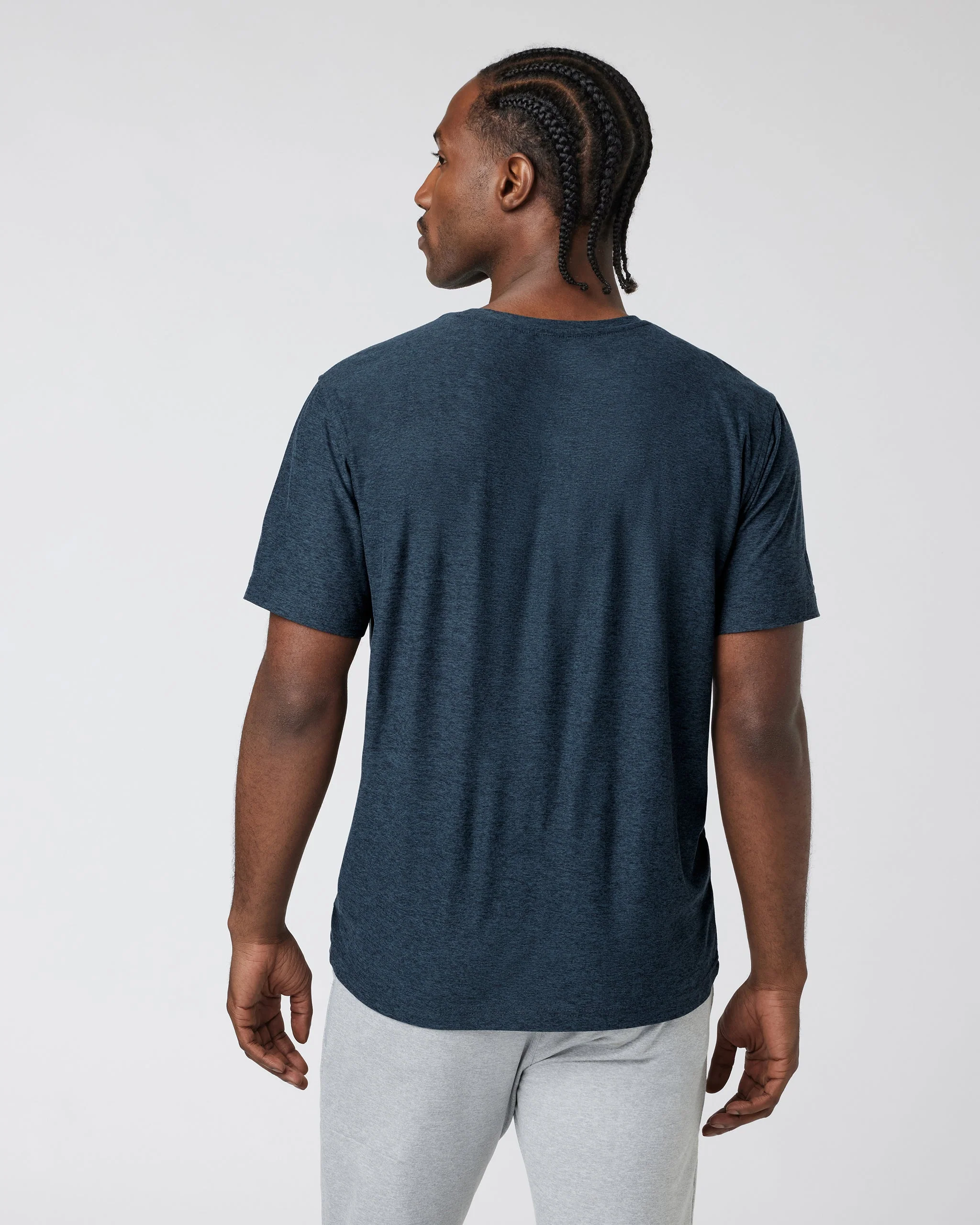 Vuori Men's Strato Tech Tee - Navy Heather - Image 3